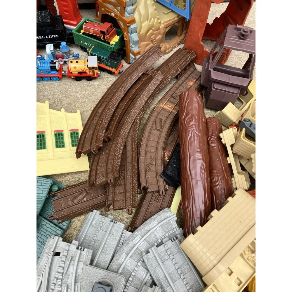 MASSIVE Thomas The Train&Friends Collection!! 100s Of Trains,Tracks,Play, Etc